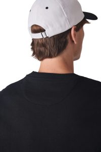 Vue arrière de la casquette personnalisée contrastée STRICKER